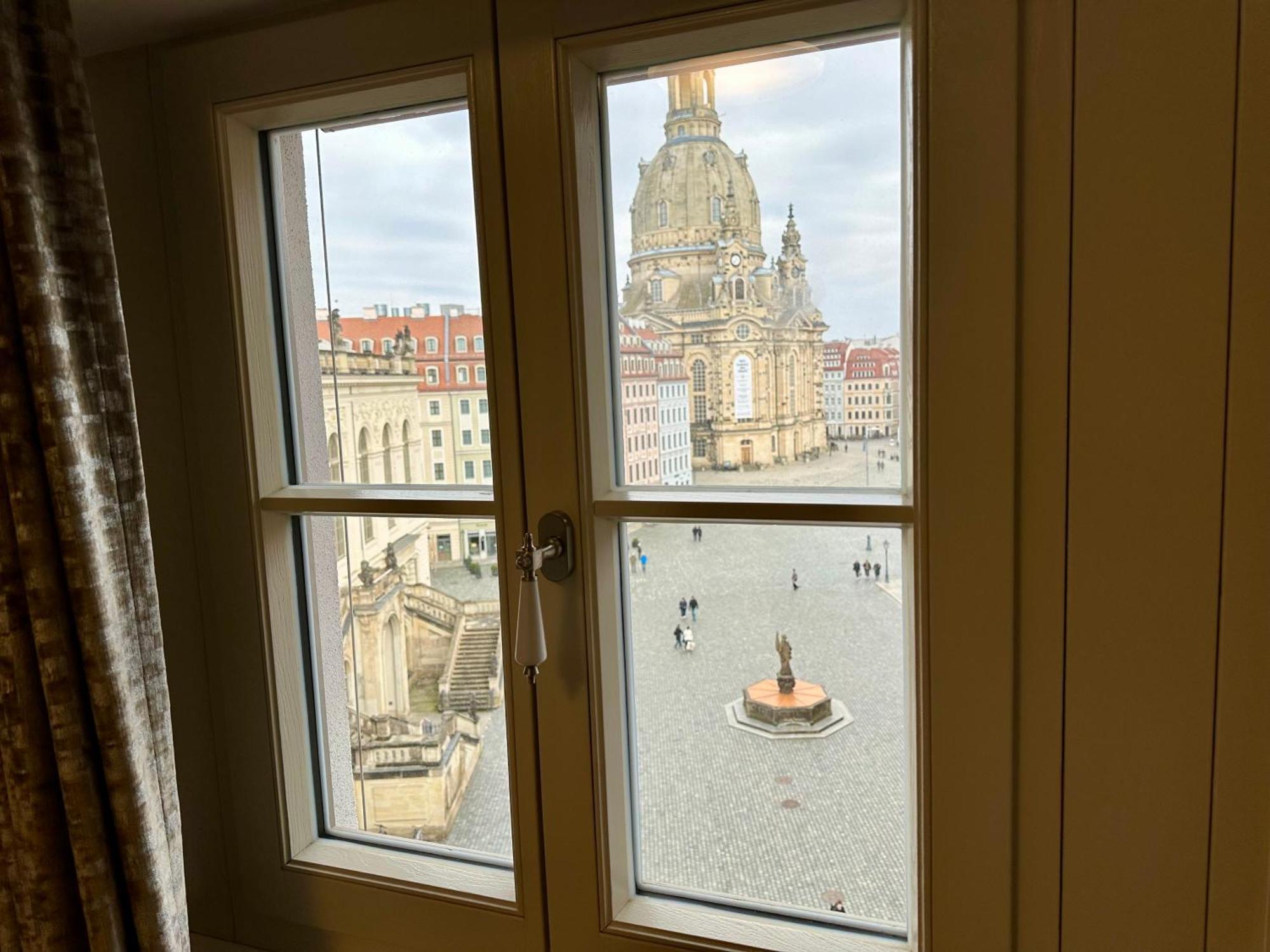 Exklusives Apartment Mit Einmaligem Blick Zur Frauenkirche - Parkplatz Kostenfrei Дрезден Екстер'єр фото